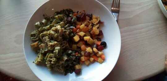pasta pesto met ovengroenten.jpg